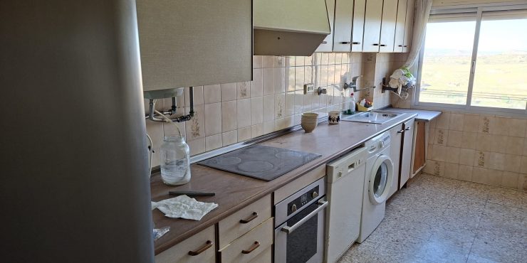 Piso de 99m2 en Caspe. Buen estado. Vistas espectaculares. 38.000€